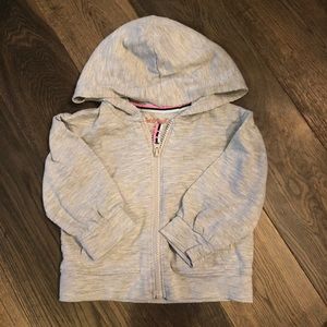 Cute gray sweat shirt